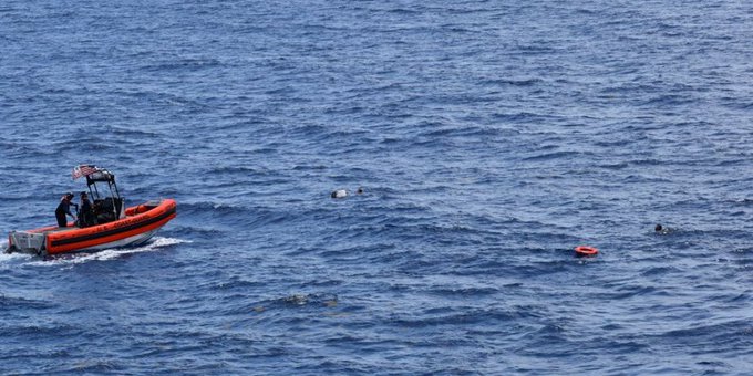 Misterio en el Caribe: hallaron un barco a la deriva con 20 muertos a bordo