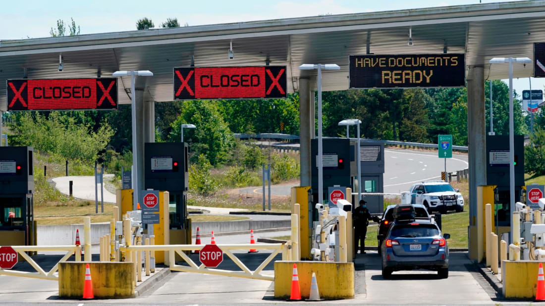 Estados Unidos extiende restricciones para viajes a México y Canadá por Covid-19 Estados Unidos extiende restricciones para viajes a México y Canadá por Covid-19