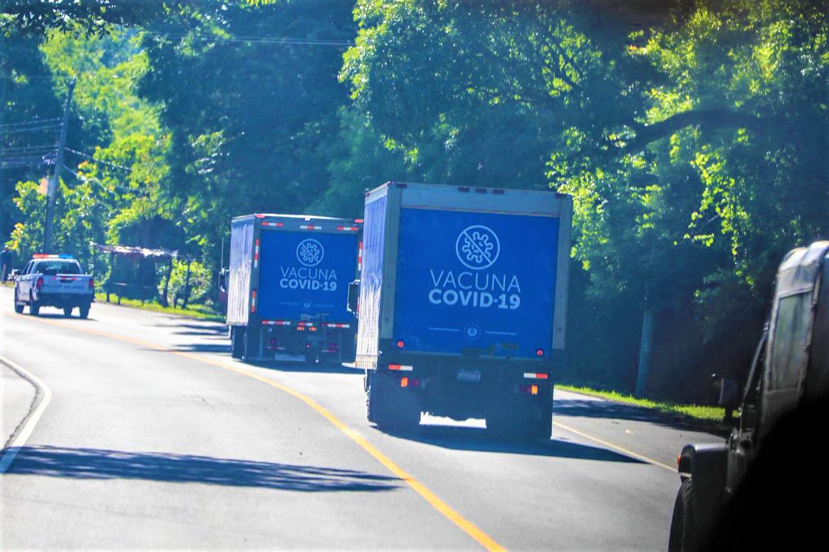 El Salvador dona a Honduras nuevo lote de 44,000 vacunas contra la Covid-19