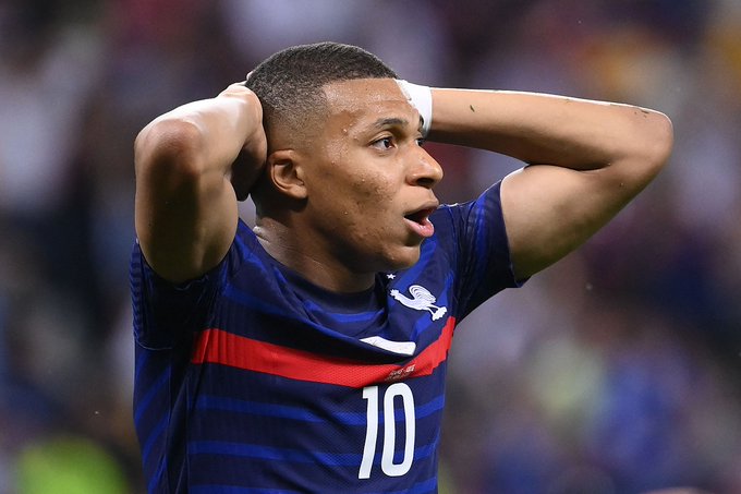 Suiza elimina a Francia tras fallo de Mbappe en penales Suiza elimina a Francia tras fallo de Mbappe en penales