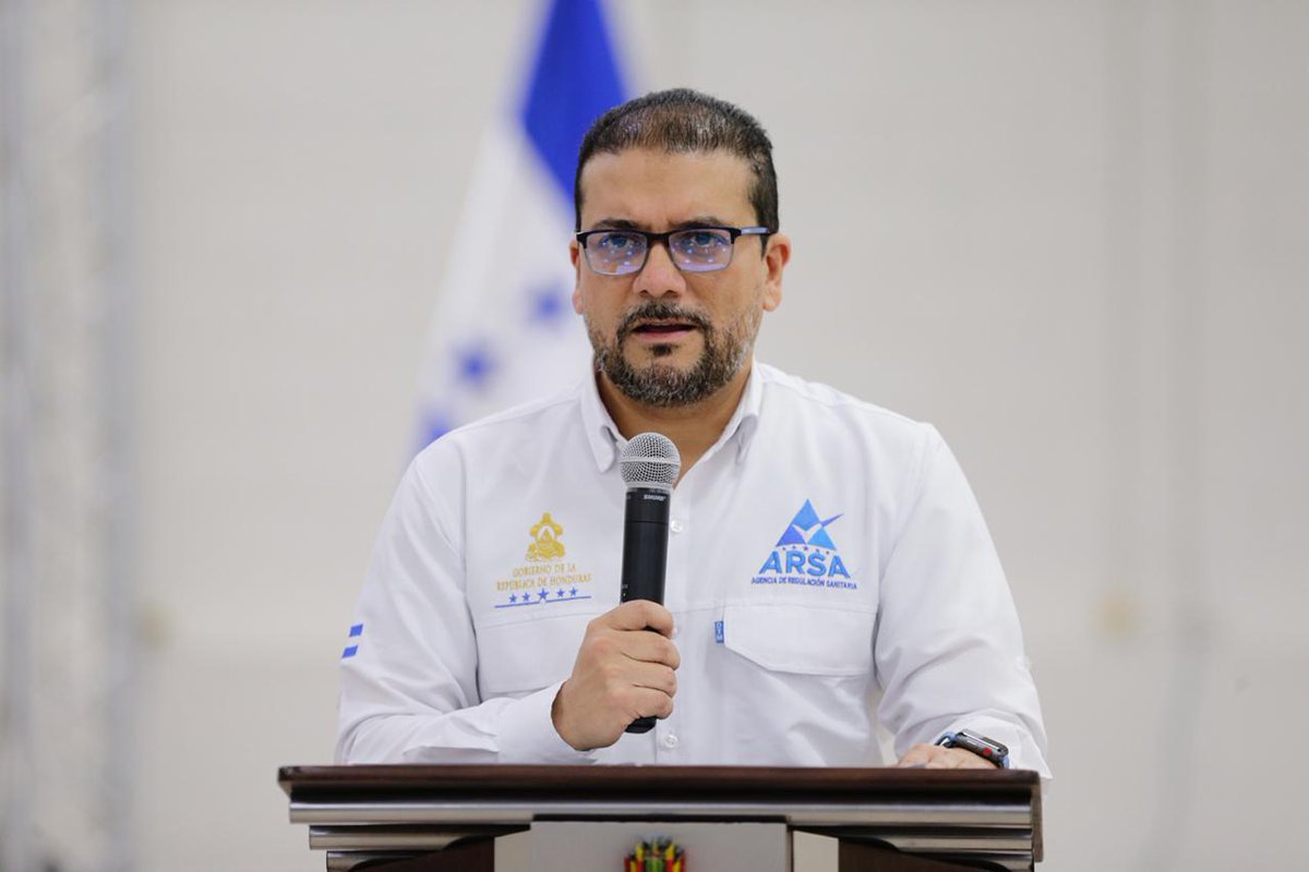 Director de ARSA:   «Grupos en riesgo son la prioridad a vacunar contra el COVID-19» 