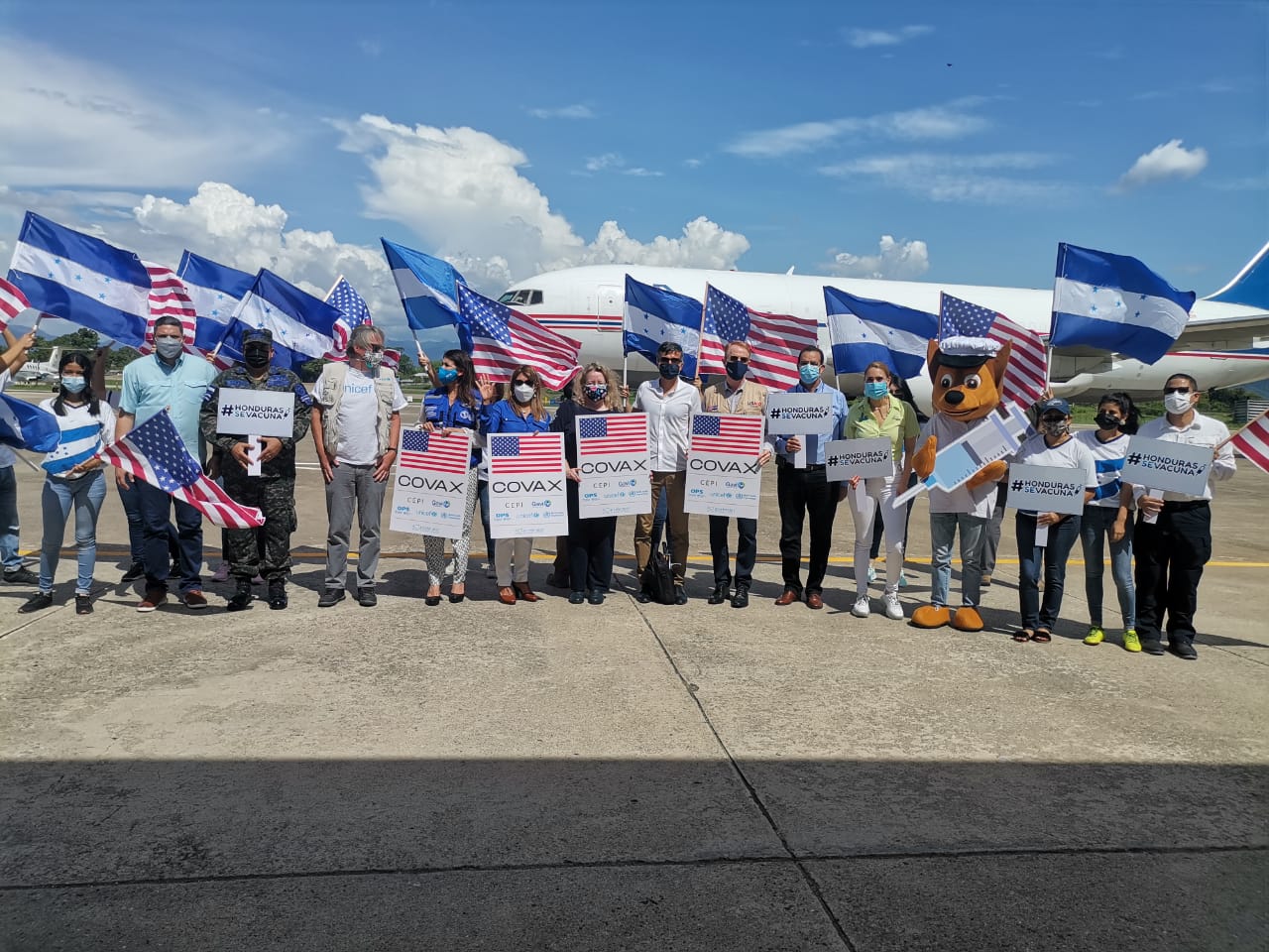 Llegan al país las 1.5 millones de vacunas donadas por Estados Unidos