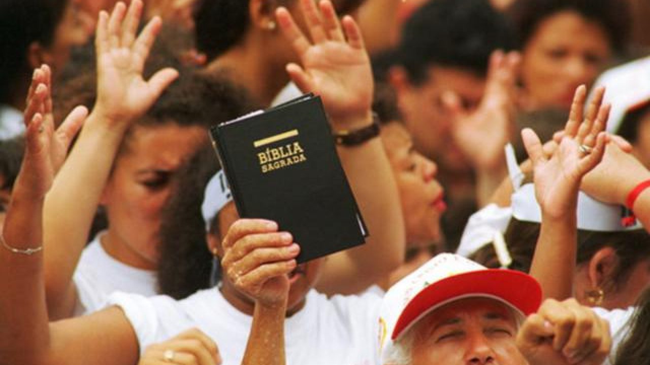 Pastor evangélico: Estamos a tiempo de enderezar los destinos de nuestro país Pastor evangélico: Estamos a tiempo de enderezar los destinos de nuestro país