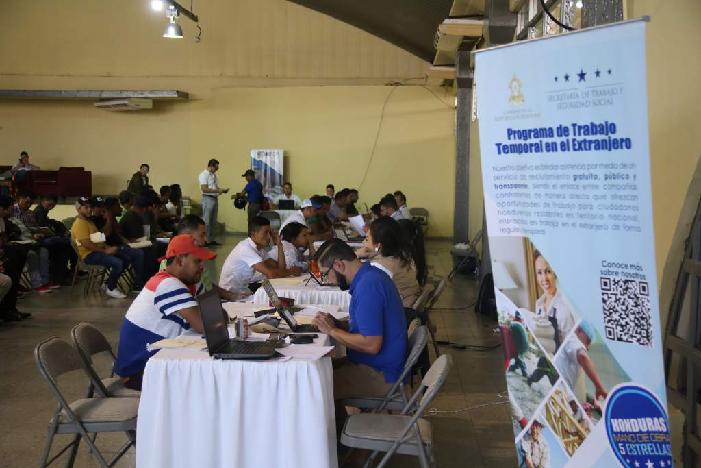 Ministro de Trabajo:  Unos 1,000 hondureños precalifican para visa de trabajo en EEUU 