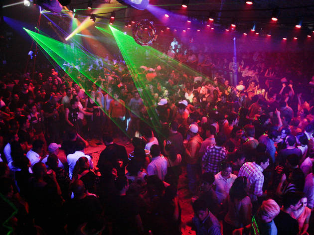 Francia reabrirá las discotecas el 9 de julio sin necesidad de mascarilla Francia reabrirá las discotecas el 9 de julio sin necesidad de mascarilla