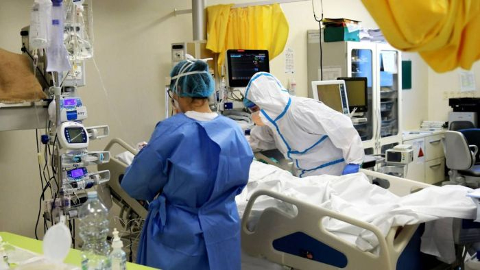 Sesal asegura que hospitales públicos no han colapsado todavía  