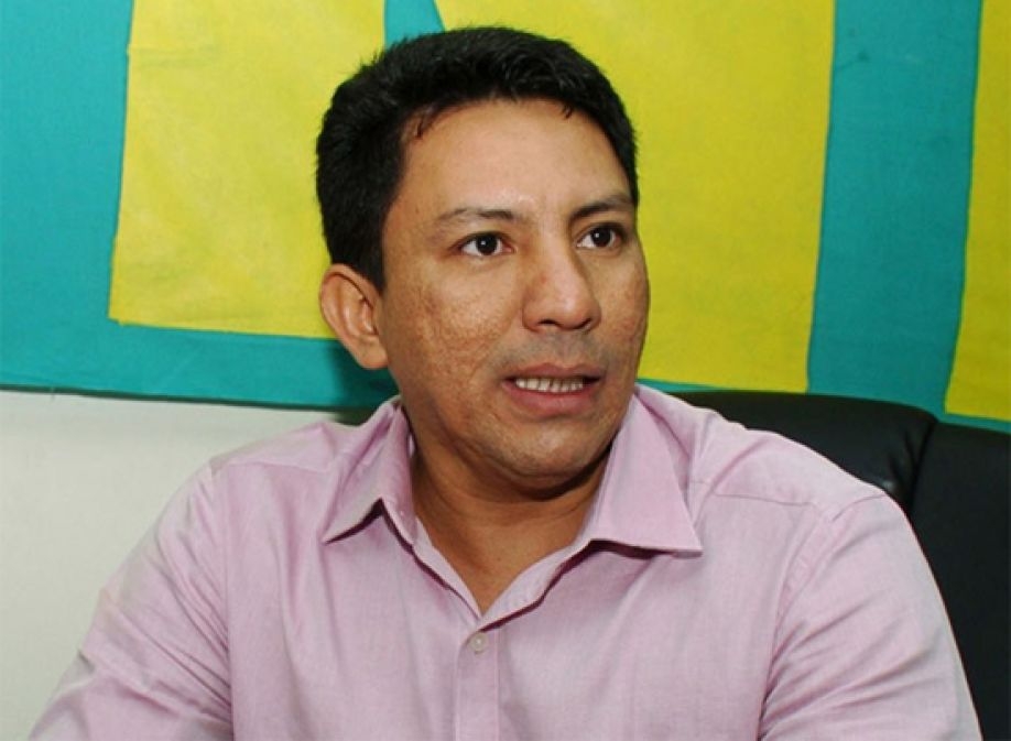 STENEE: Contrato con EEH “está pando”, hay que reorientarlo STENEE: Contrato con EEH “está pando”, hay que reorientarlo