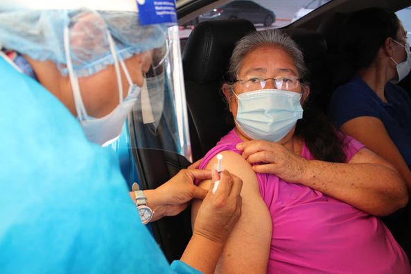 Honduras comienza inmunización con vacunas Moderna donadas por EEUU