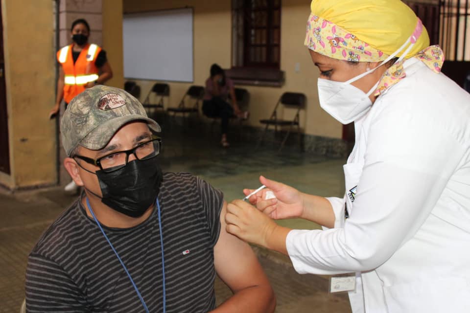 Salud: Más de un millón 400 mil hondureños han recibido su primera dosis de la vacuna contra la Covid-19