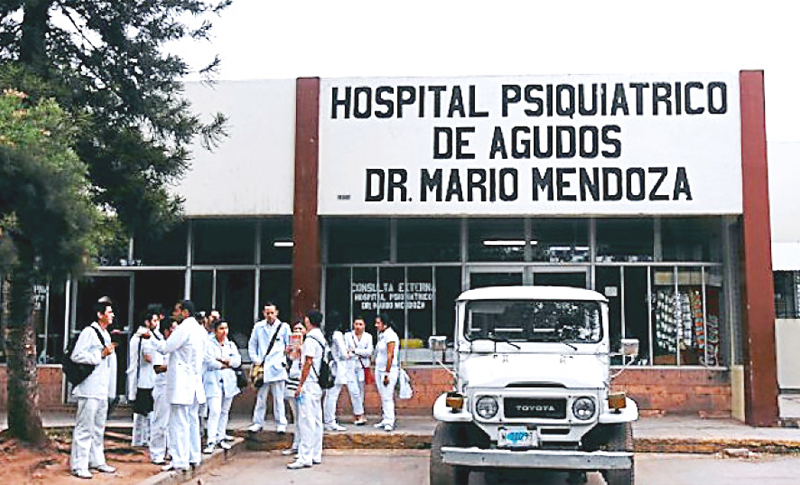 Secretaría de Salud da permanencia laboral a 25 empleados del Mario Mendoza Secretaría de Salud da permanencia laboral a 25 empleados del Mario Mendoza