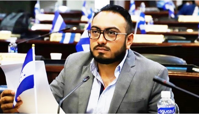 Diputado Karlo Villatoro: «Desde la semana pasada estamos listos para aprobar el presupuesto al CNE y al RNP»