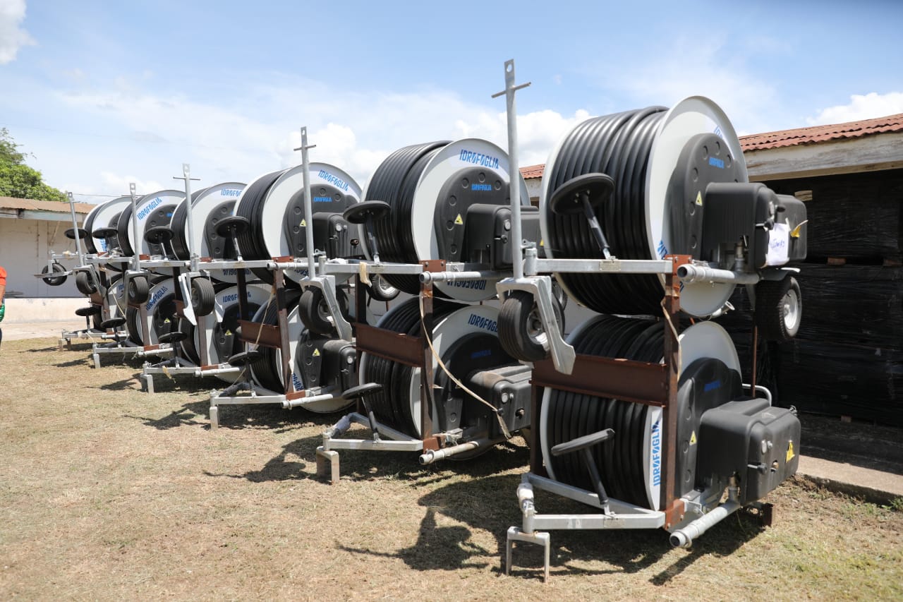 Gobierno entregó 60 sistemas de riego a productores de Olanchito, Yoro Gobierno entregó 60 sistemas de riego a productores de Olanchito, Yoro