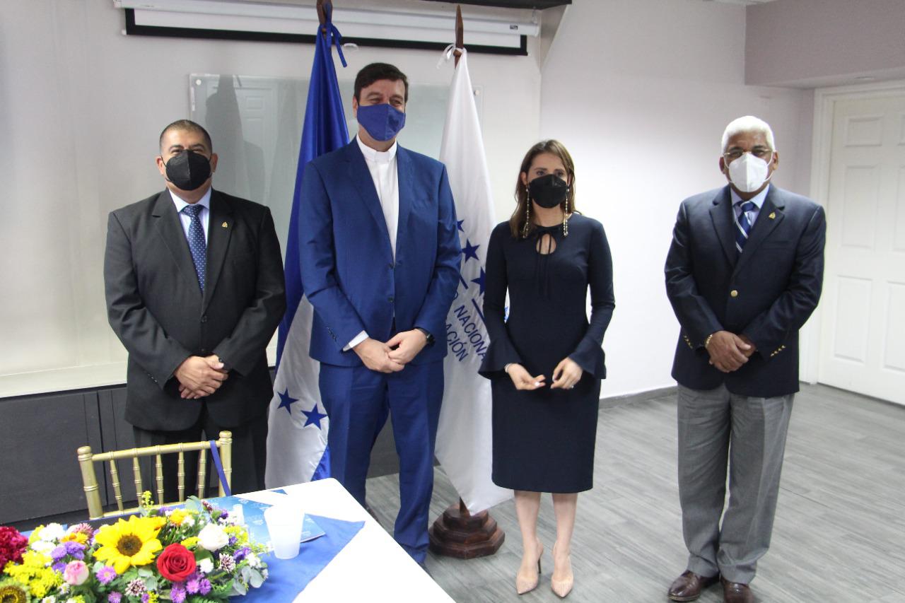 Migración y FAS firman convenio de cooperación a favor de migrantes Migración y FAS firman convenio de cooperación a favor de migrantes