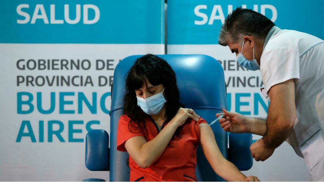 En aumento la tasa de fallecimientos por COVID-19 en Argentina