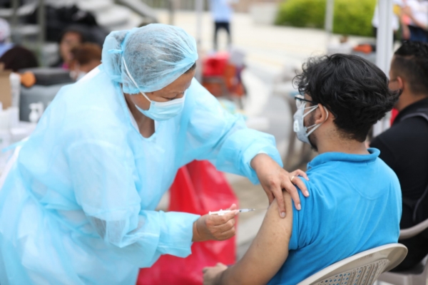 Sesal verifica proceso de vacunación contra el COVID-19 en Trujillo Sesal verifica proceso de vacunación contra el COVID-19 en Trujillo