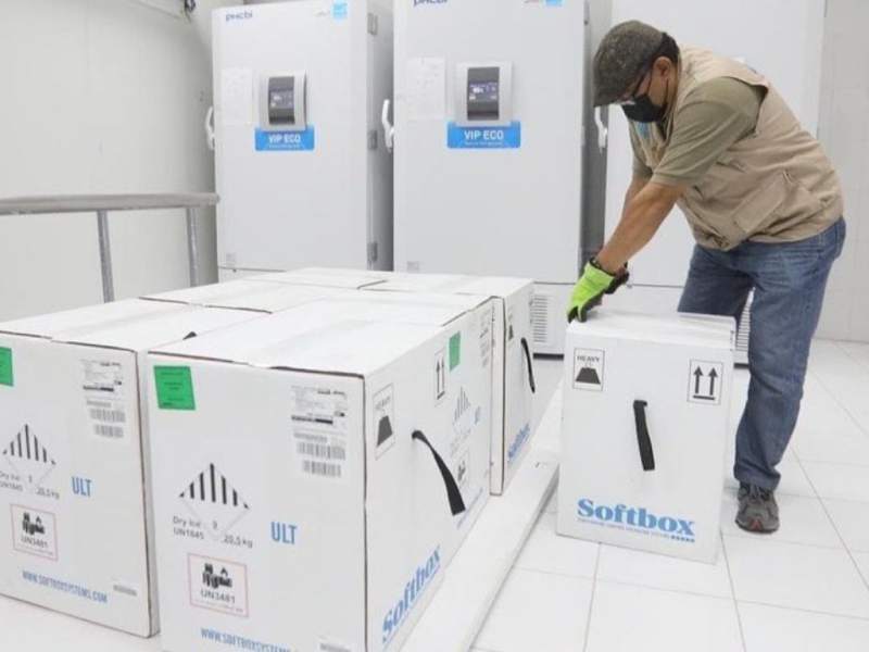 Honduras recibió hoy 40,950 vacunas compradas a Pfizer   