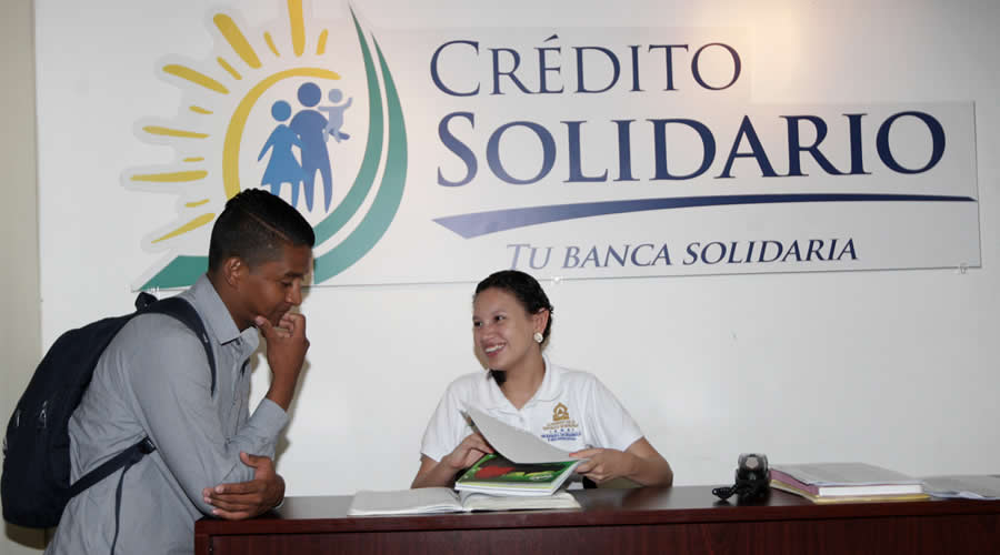 «Crédito Solidario apoya a emprendedores que han sido excluidos del sistema financiero» Carlos Gunter «Crédito Solidario apoya a emprendedores que han sido excluidos del sistema financiero» Carlos Gunter