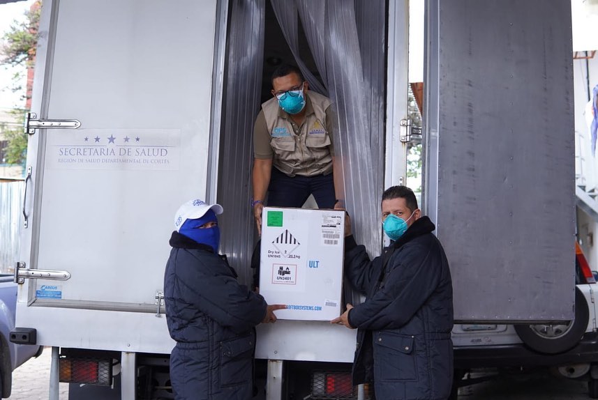 Honduras recibe 80,640 vacunas compradas a Pfizer