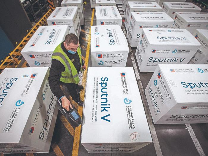 Ministra de Salud: Si el 10 de agosto no llega el segundo componente de Sputnik V haremos una combinación con otra vacuna