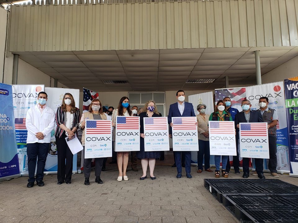 Honduras recibe 99,450 vacunas Pfizer donadas por EEUU