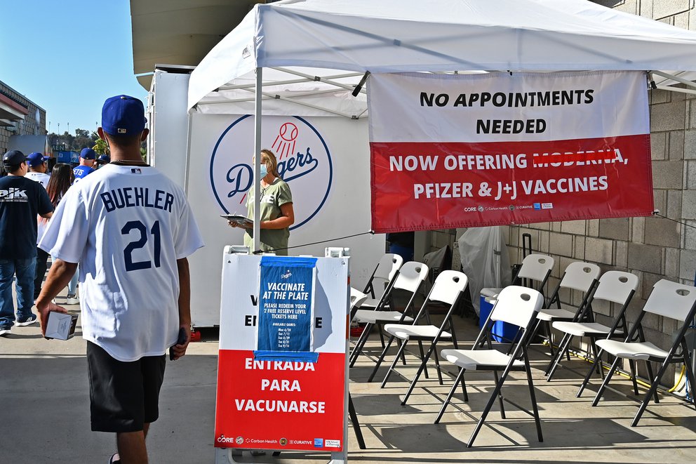EEUU: De los 164 millones vacunados, menos del 0.1% se infectó de Covid-19 y solo el 0.001% murió EEUU: De los 164 millones vacunados, menos del 0.1% se infectó de Covid-19 y solo el 0.001% murió