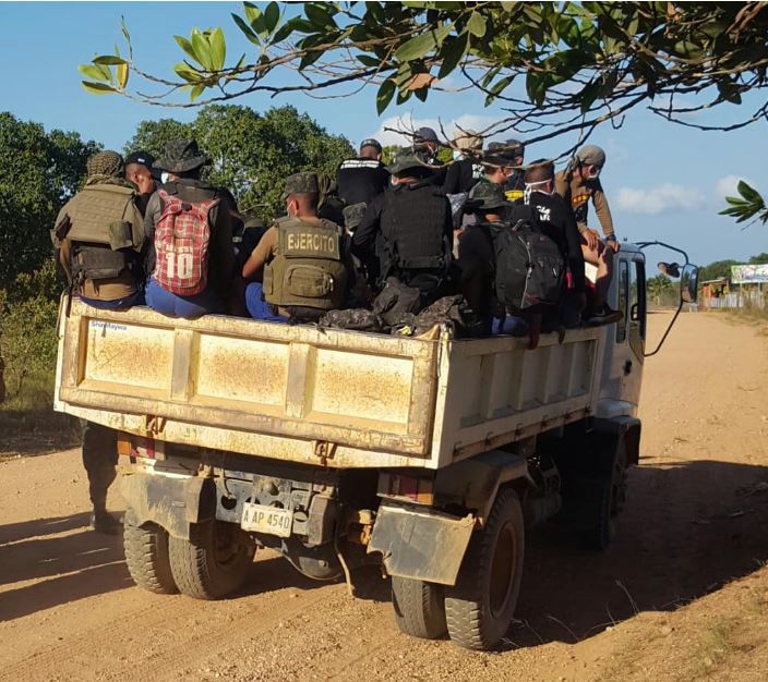 Desalojan a familias en corredor biológico de Gracias a Dios
