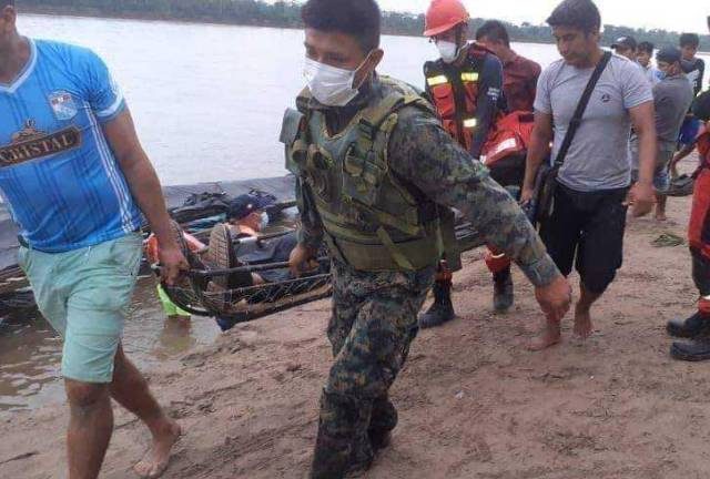 Al menos 20 muertos y 50 desaparecidos deja naufragio en la Amazonía de Perú Al menos 20 muertos y 50 desaparecidos deja naufragio en la Amazonía de Perú