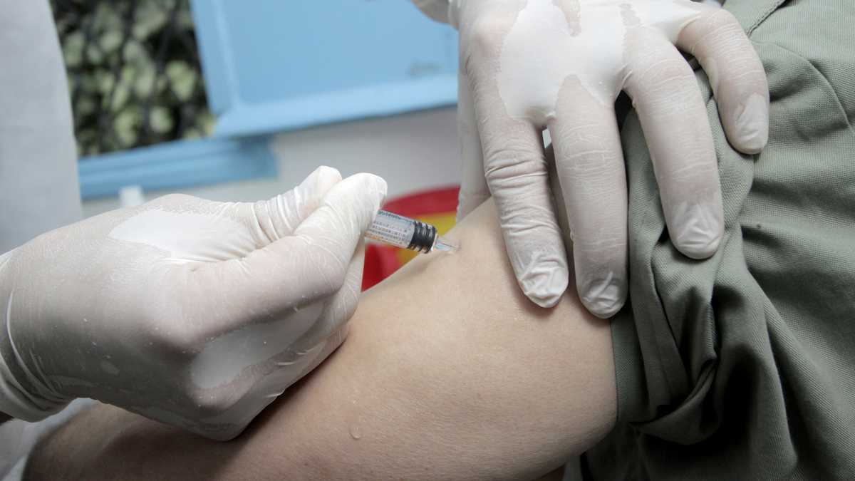 EE. UU. exhortará a la población a tercera dosis contra COVID-19