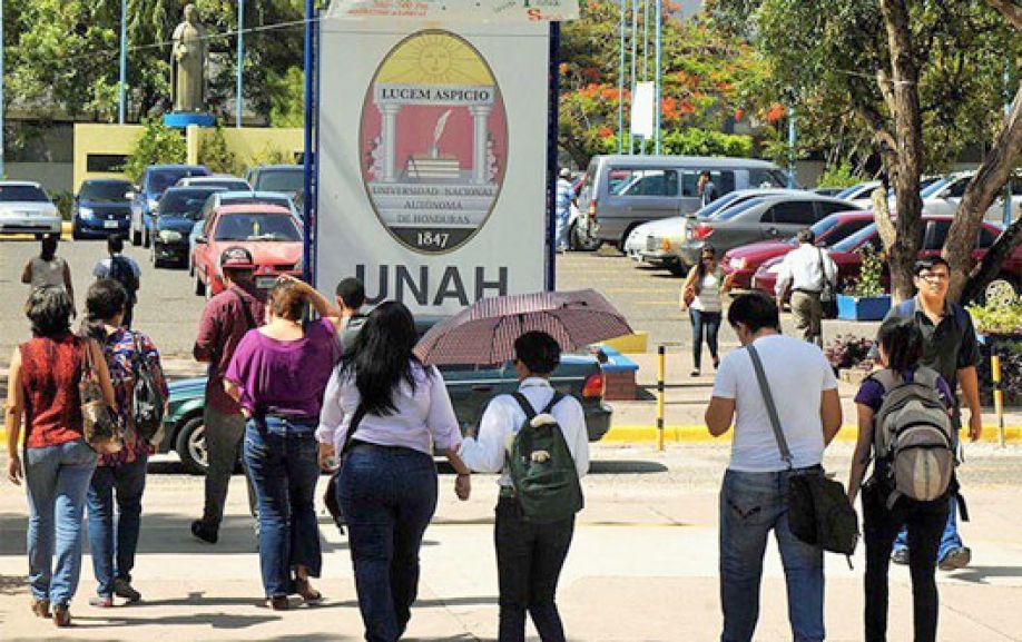 Rector de UNAH: «Esperamos dar cátedra de transparencia en elecciones estudiantiles» Rector de UNAH: «Esperamos dar cátedra de transparencia en elecciones estudiantiles»