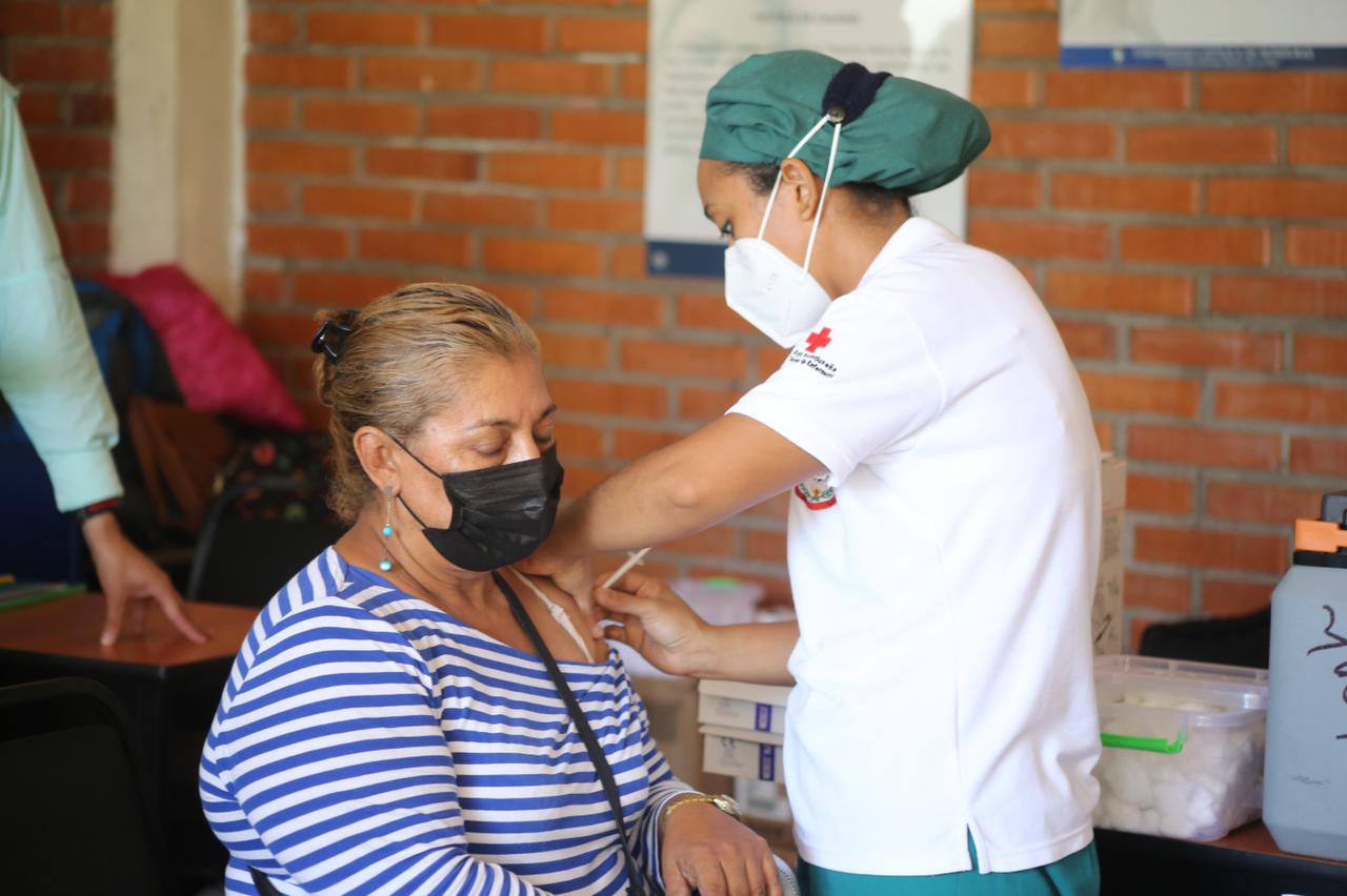 Salud contabiliza 317.764 inmunizados en el departamento de Cortés Salud contabiliza 317.764 inmunizados en el departamento de Cortés
