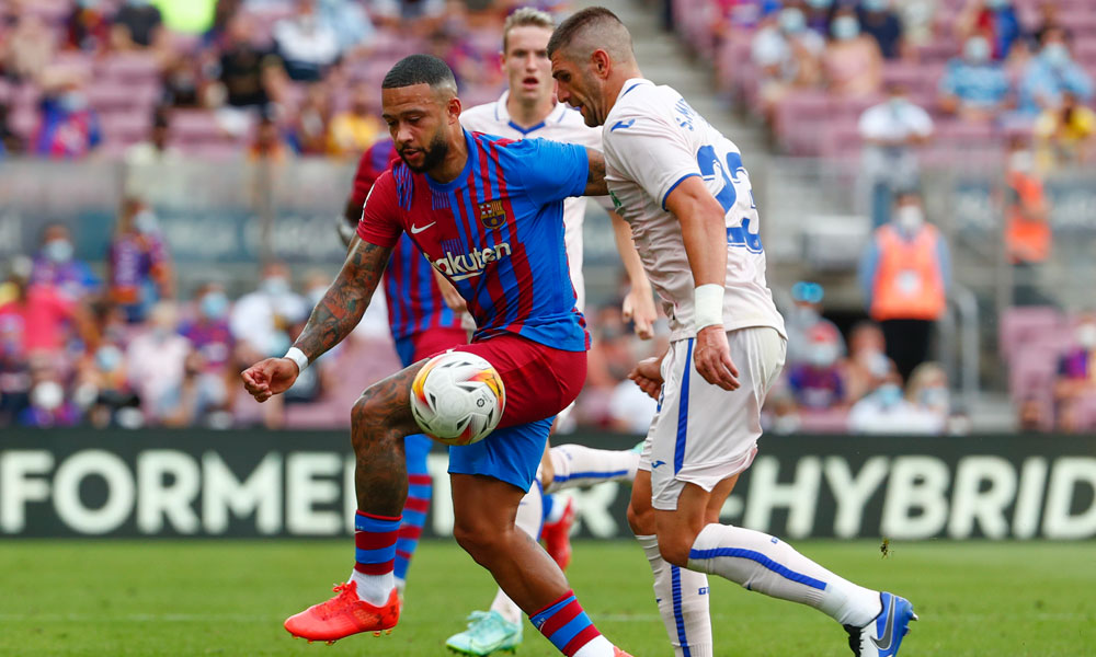 Memphis da el triunfo a un Barcelona inseguro