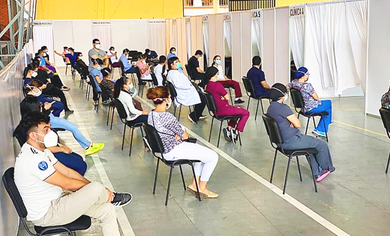 En un 50% disminuyen pacientes Covid-19 en triaje de la Universidad Católica  