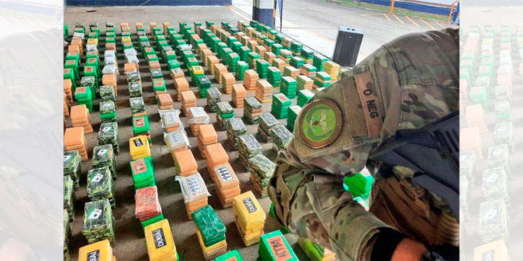 Panamá: Incautan tres toneladas de droga y capturan a tres colombianos