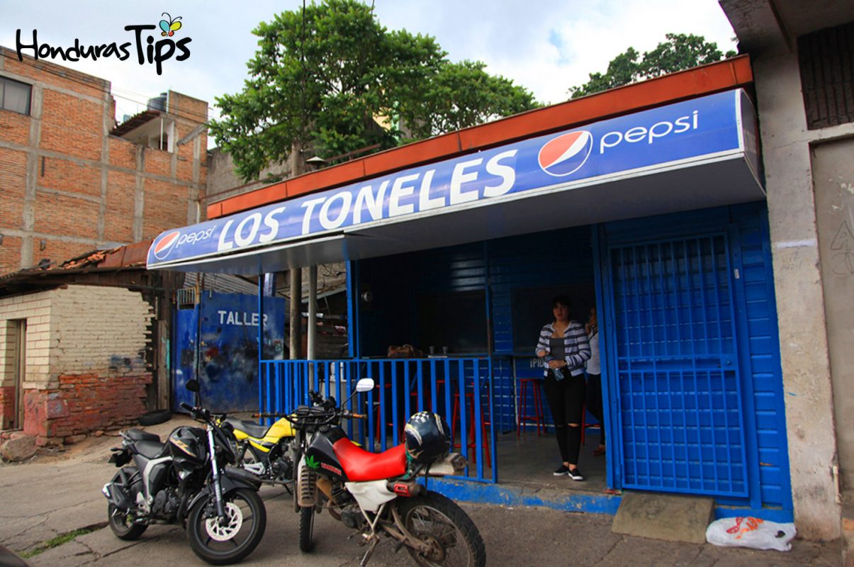 Después de 40 años «Los Toneles» cierra operaciones en la capital