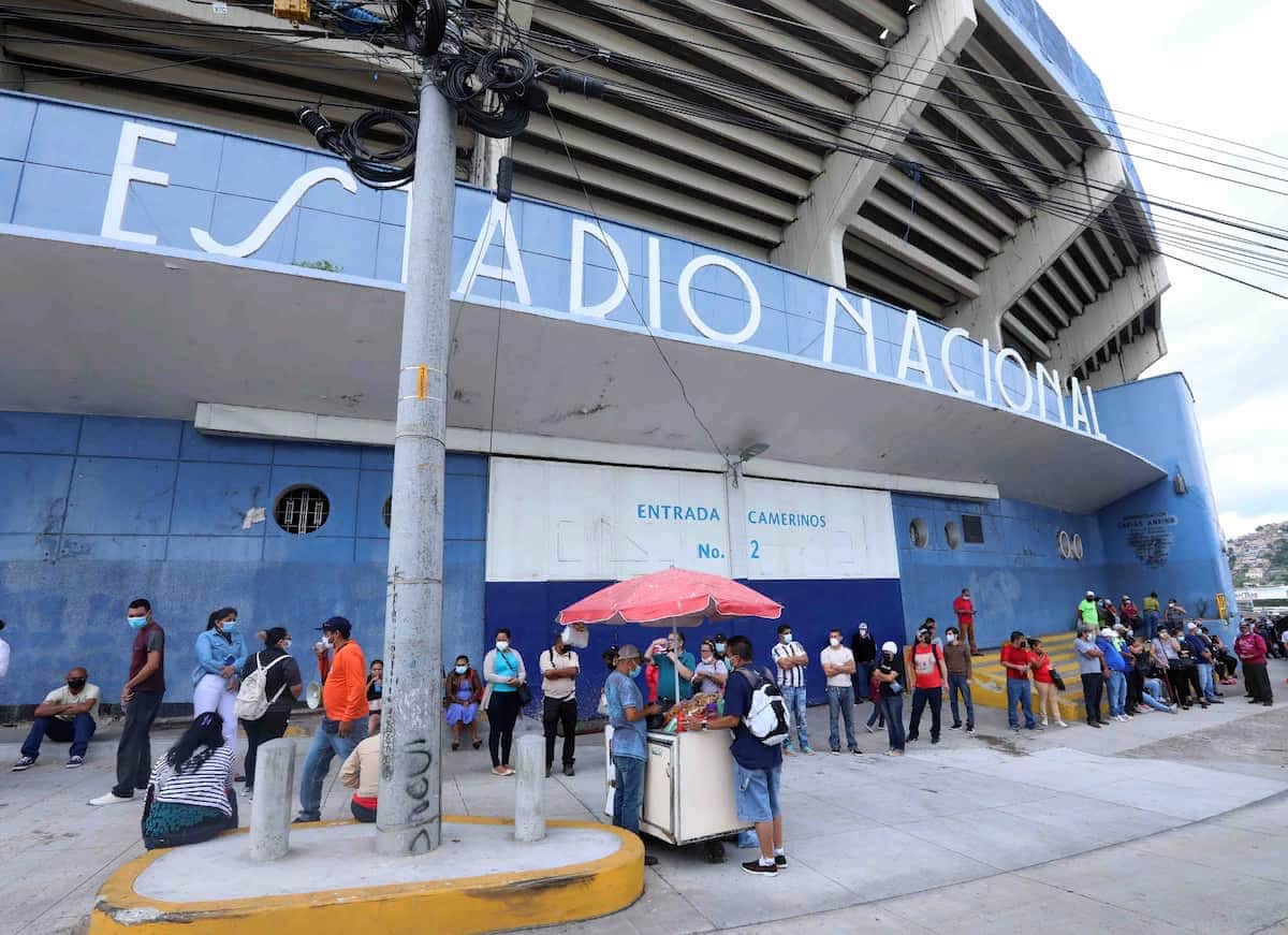 A partir de las 04:00 P.M. se cerrarán accesos viales al Estadio José de La Paz Herera de Tegucigalpa