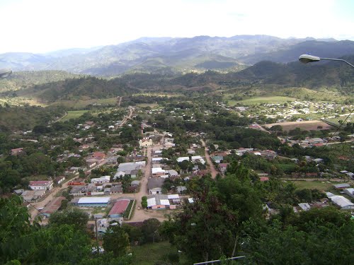 Decretan toque de queda en Yorito, Yoro por incremento de casos de COVID-19 Decretan toque de queda en Yorito, Yoro por incremento de casos de COVID-19