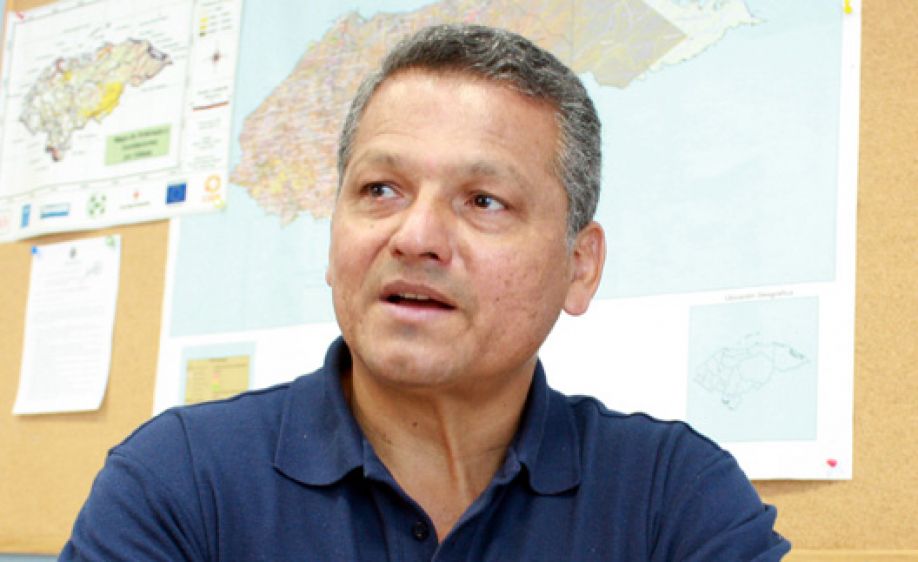 General en retiro: «El Salvador está rompiendo los equilibrios militares de la región» General en retiro: «El Salvador está rompiendo los equilibrios militares de la región»