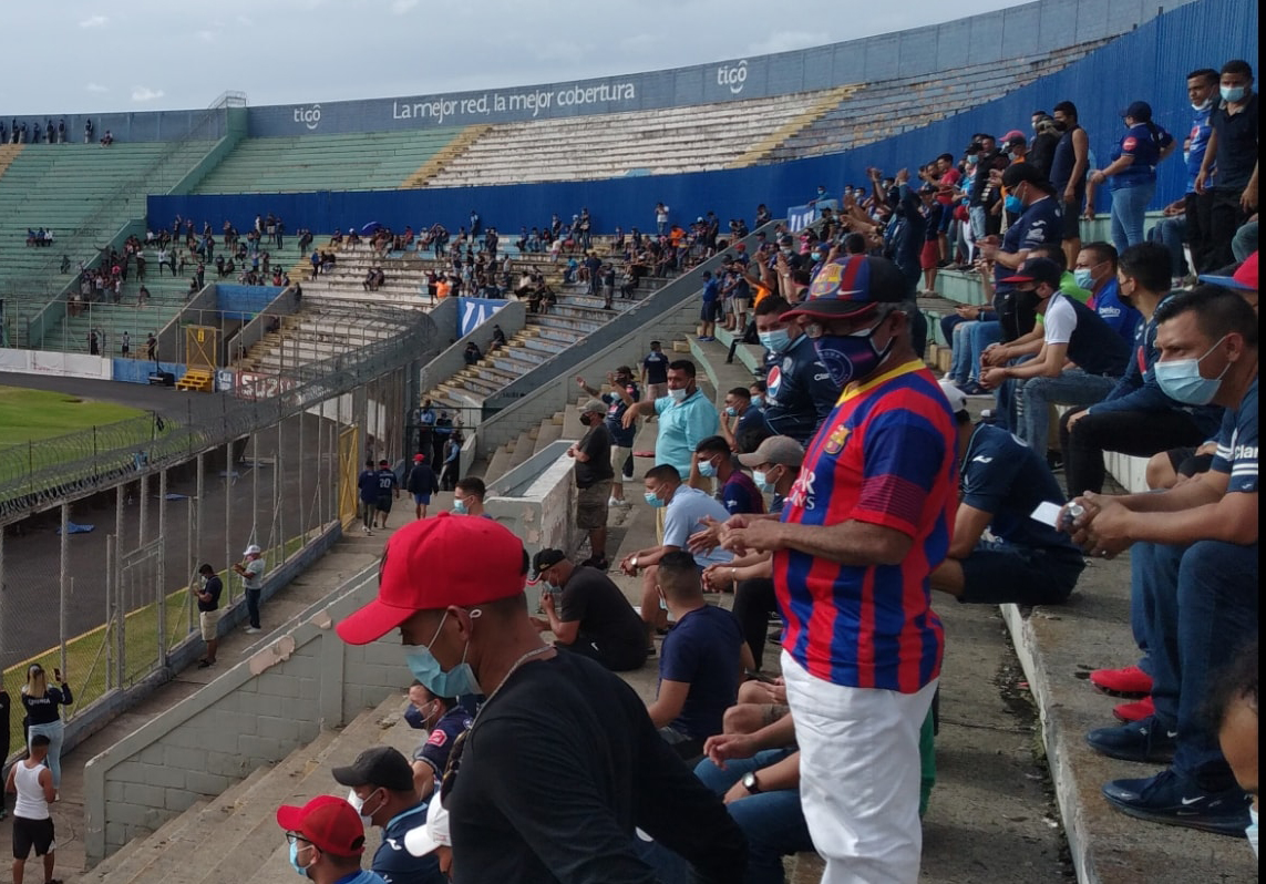 Sinager: La afición debe tener conciencia y cumplir protocolos de lo contrario se debe cerrar el acceso a estadios