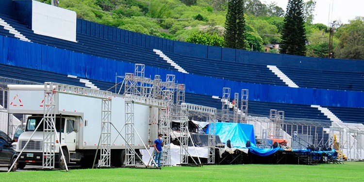 Durante celebración del bicentenario cuatro mil hondureños ingresarán al Estadio Nacional