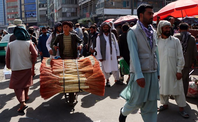 La ONU pide 200 millones de dólares más para reforzar la ayuda humanitaria en Afganistán La ONU pide 200 millones de dólares más para reforzar la ayuda humanitaria en Afganistán