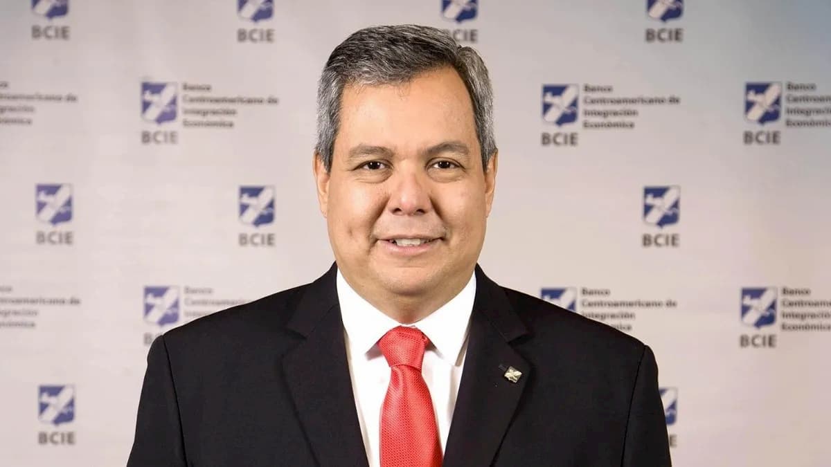 Dante Mossi: $ 500 millones aporta el BCIE al fortalecimiento de la ENEE