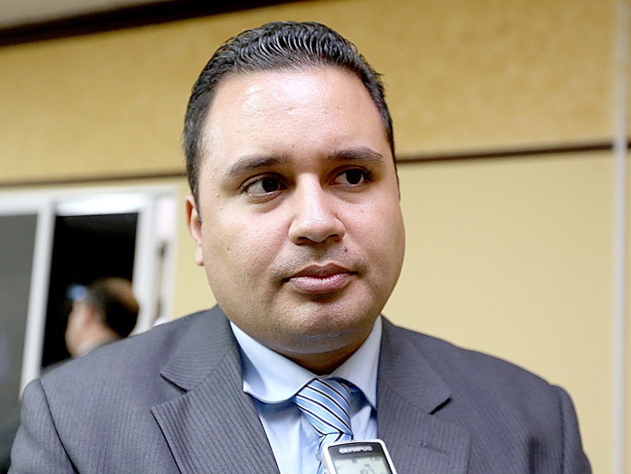 Analista político: La campaña política ya no debe ser de insultos