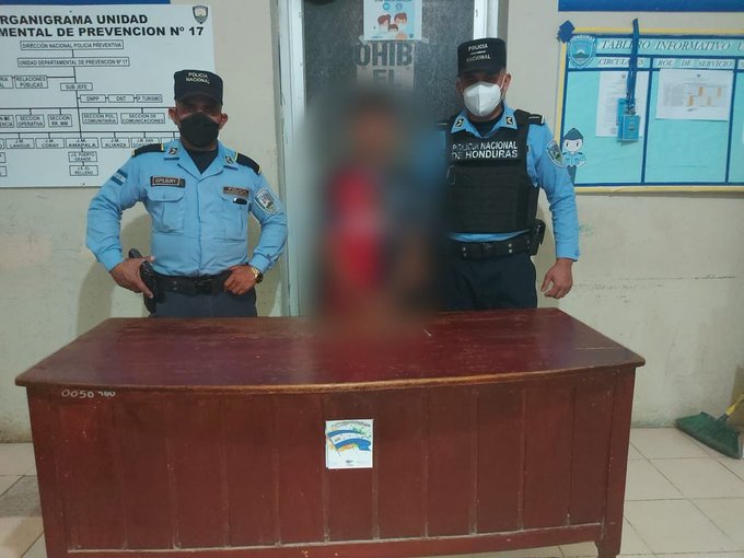 Menor es aprehendido en flagrancia por la infracción penal de tráfico ilícito de droga