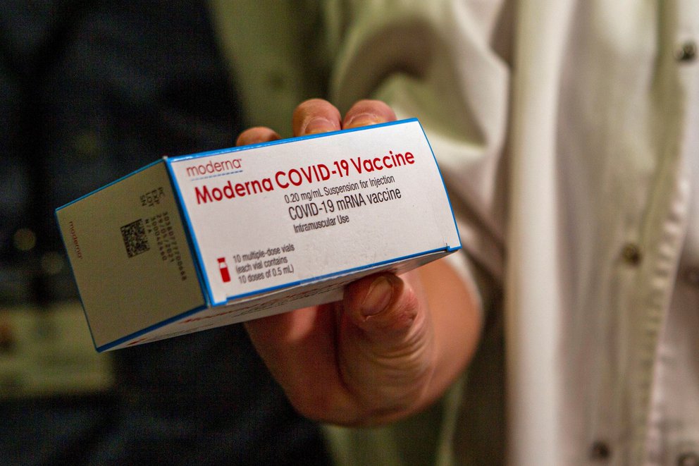 Moderna envió datos a la EMA para pedir aprobación de su vacuna de refuerzo