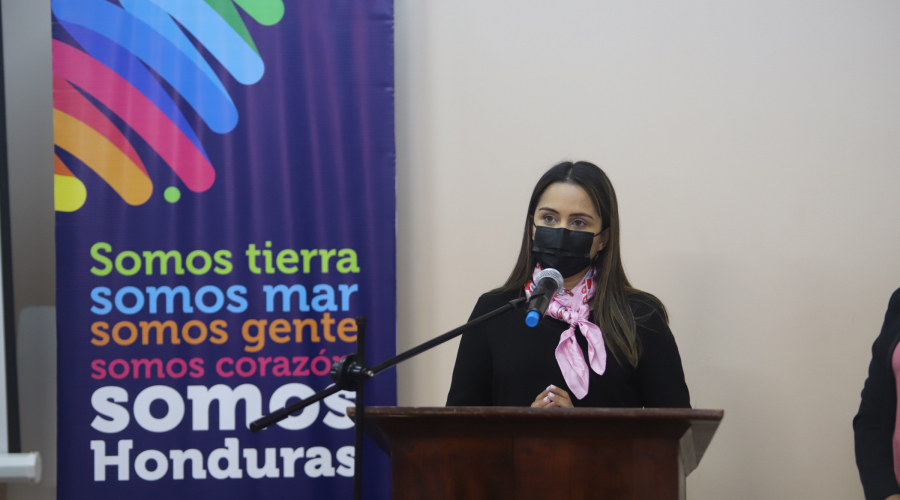 Ministra de Comunicaciones: Vacacionemos, pero con todas las medidas de bioseguridad Ministra de Comunicaciones: Vacacionemos, pero con todas las medidas de bioseguridad