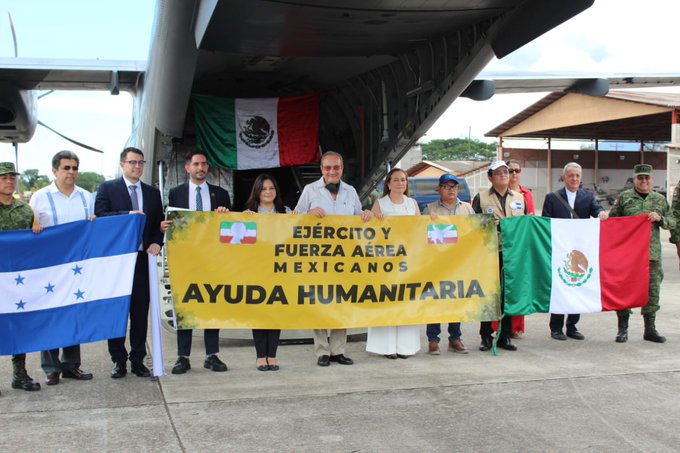 Honduras recibe 150 mil dosis de vacuna de AstraZeneca donadas por México Honduras recibe 150 mil dosis de vacuna de AstraZeneca donadas por México