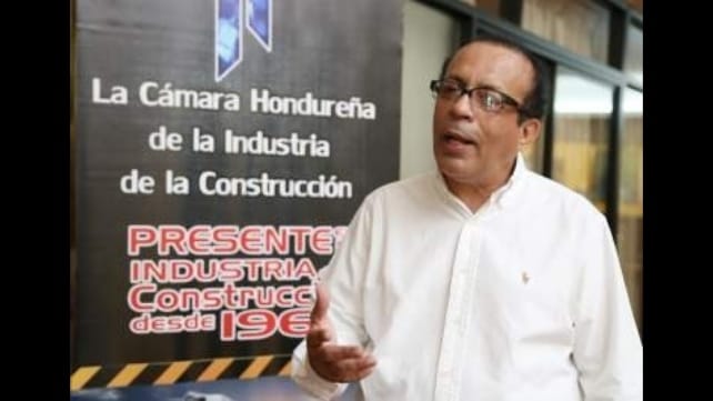 El presupuesto para el 2022 le debe apostar más a la inversión en infraestructura: Oscar Calona