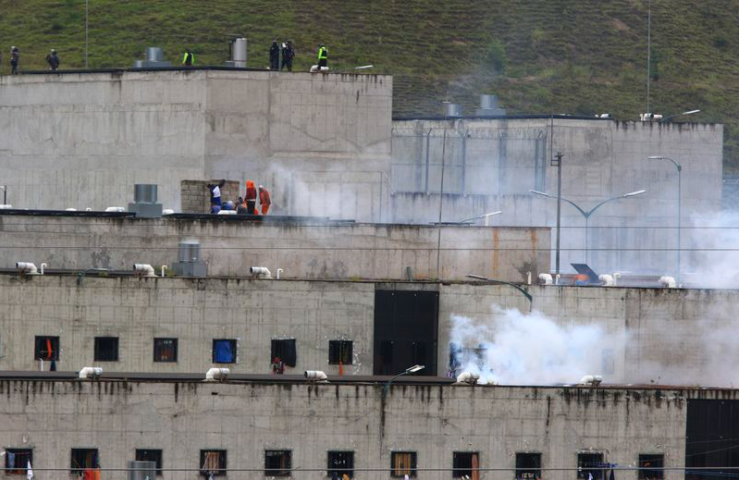Rebelión carcelaria deja más de una treintena de muertos y cerca de 50 heridos en Ecuador Rebelión carcelaria deja más de una treintena de muertos y cerca de 50 heridos en Ecuador