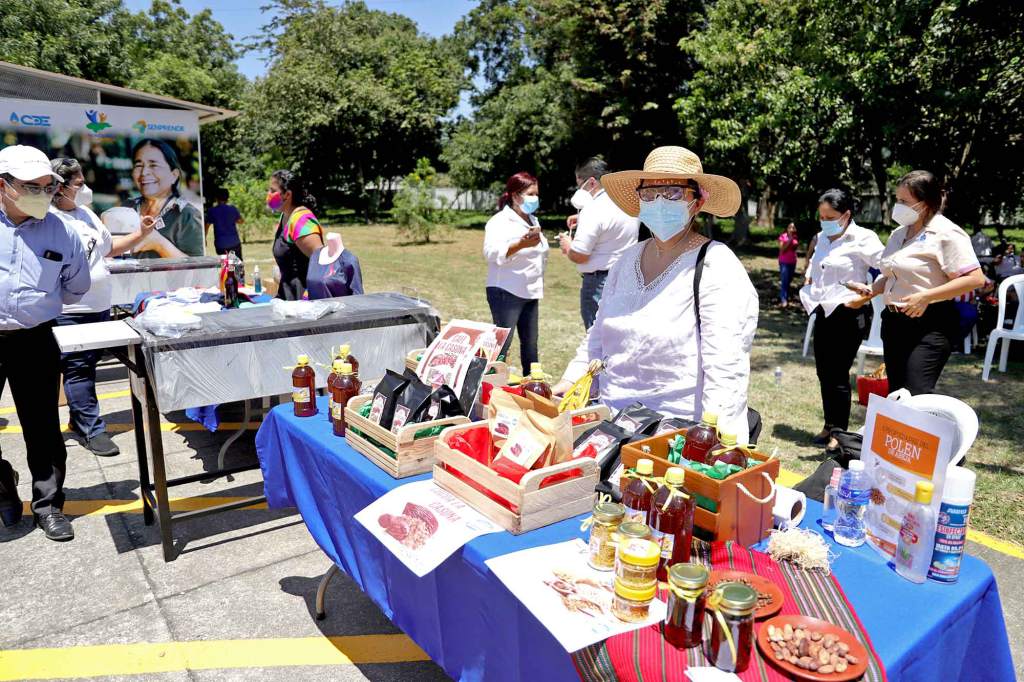 Representante de la Anmpih: La micro y la pequeña empresa se ha adaptado a la nueva normalidad Representante de la Anmpih: La micro y la pequeña empresa se ha adaptado a la nueva normalidad