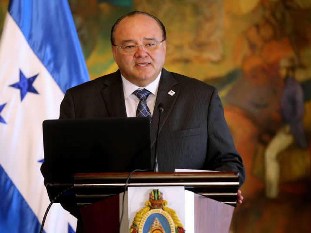 Ministro de Energía: Es necesaria una reingeniería financiera en la ENEE para rescatarla  